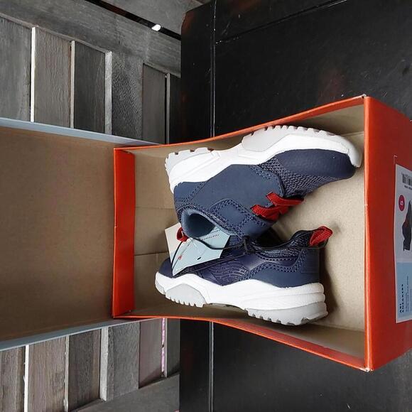 Toddler Ari Sneakers | Cat & Jack | 5 - Picture 8 of 9